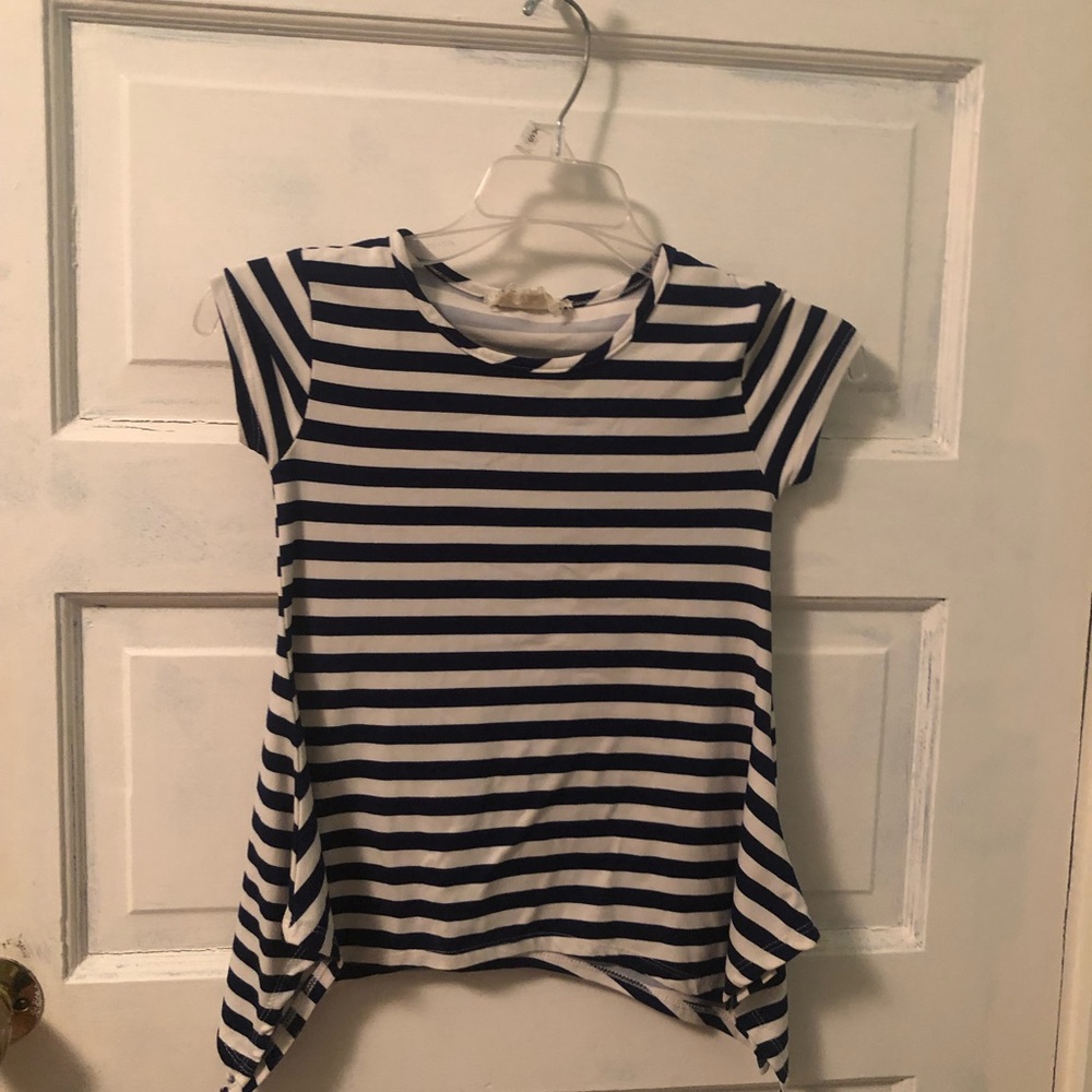 Shortsleeved shirt